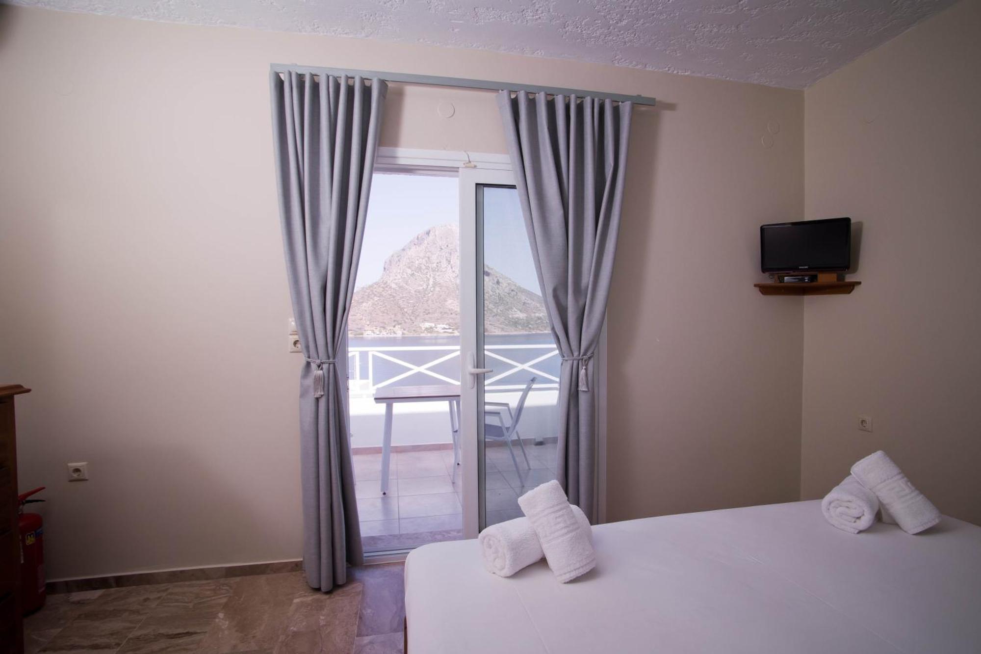 Acropolis Hotel Masouri Exteriör bild
